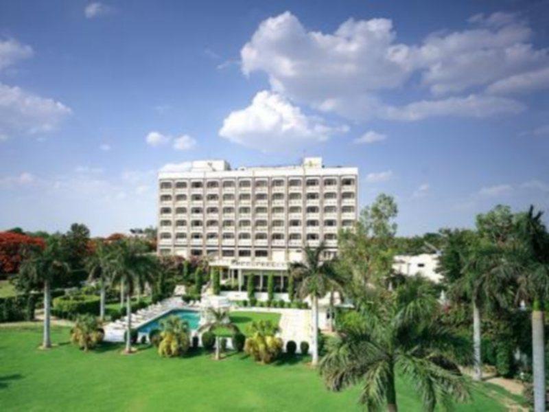 Tajview Agra-Ihcl Seleqtions Hotel Agra  Exterior photo